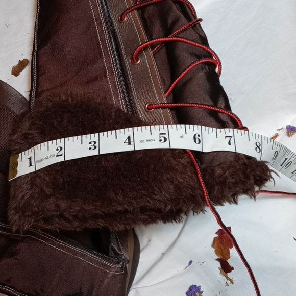 Sexy Timberland ladies brown 🤎 boots. - Picture 15 of 15